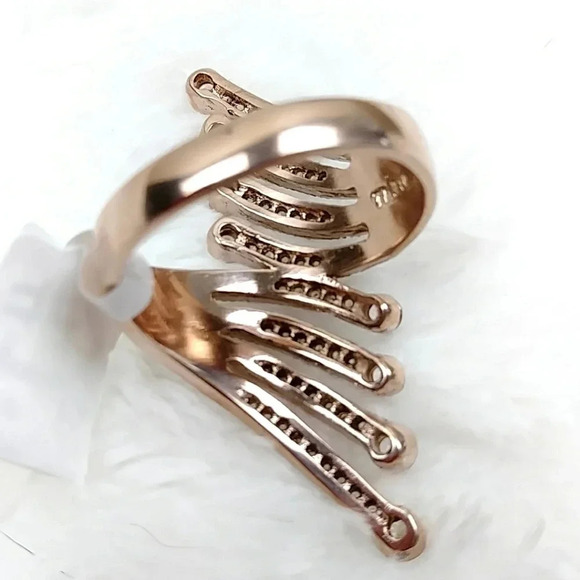 Cocktail Ring Rose Gold Tone Stainless Steel Statement Ring Hypoallergenic - Picture 6 of 10